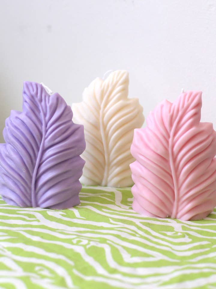 Feather Candle for wholesale by Piaceri