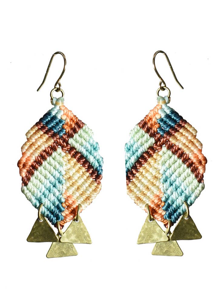 Cleo oorbellen voor wholesale door AMiRA jewelry