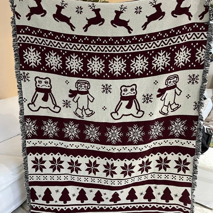 Frogblobs - Wholesale Throw Blanket - Winter Frog Tapestry Blanket2