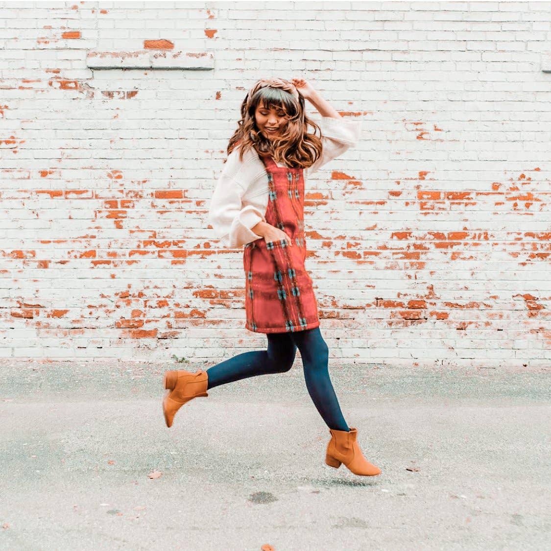 Iris Atelier - Wholesale Haarband - Dames - Gevlochten fluwelen hoofdband - grotere versie10