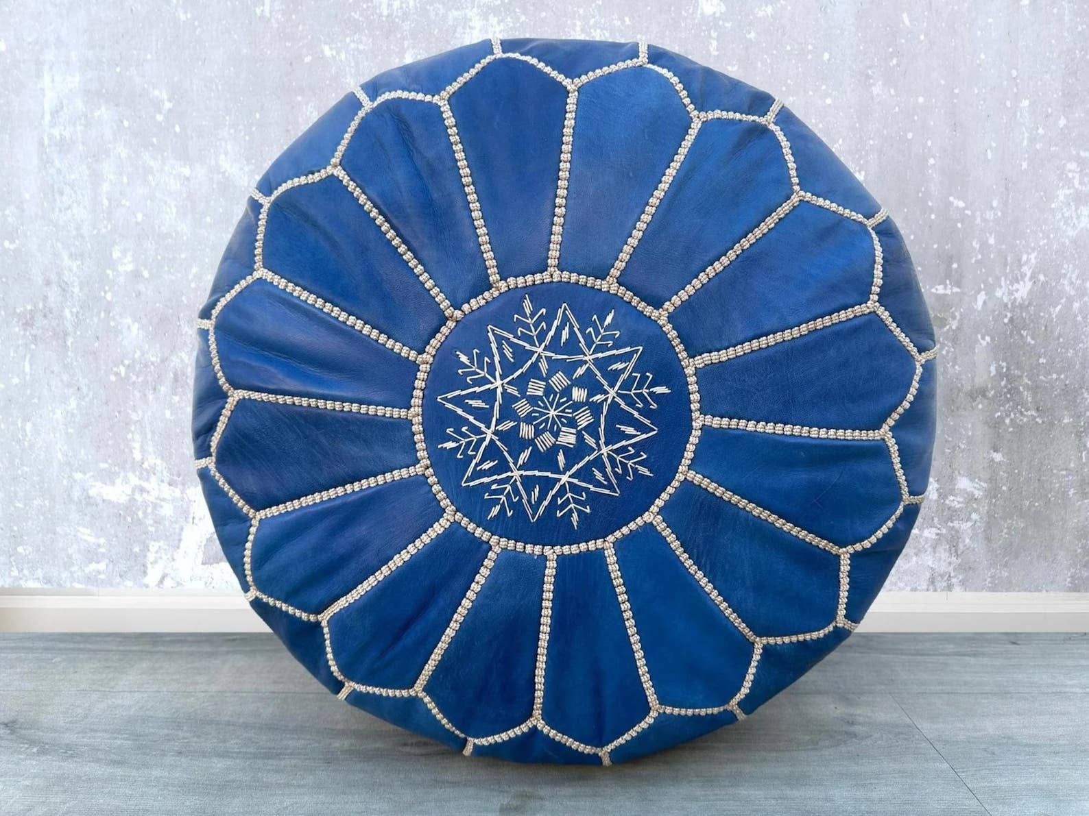 HandHappiness - Vente Pouf - Pouf Ottoman marocain en cuir fait main4