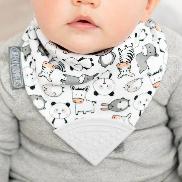 Cheeky Chompers UK – wholesale Haklapp - Baby – Neckerchew nappskydds haklapp - Panda Pals0
