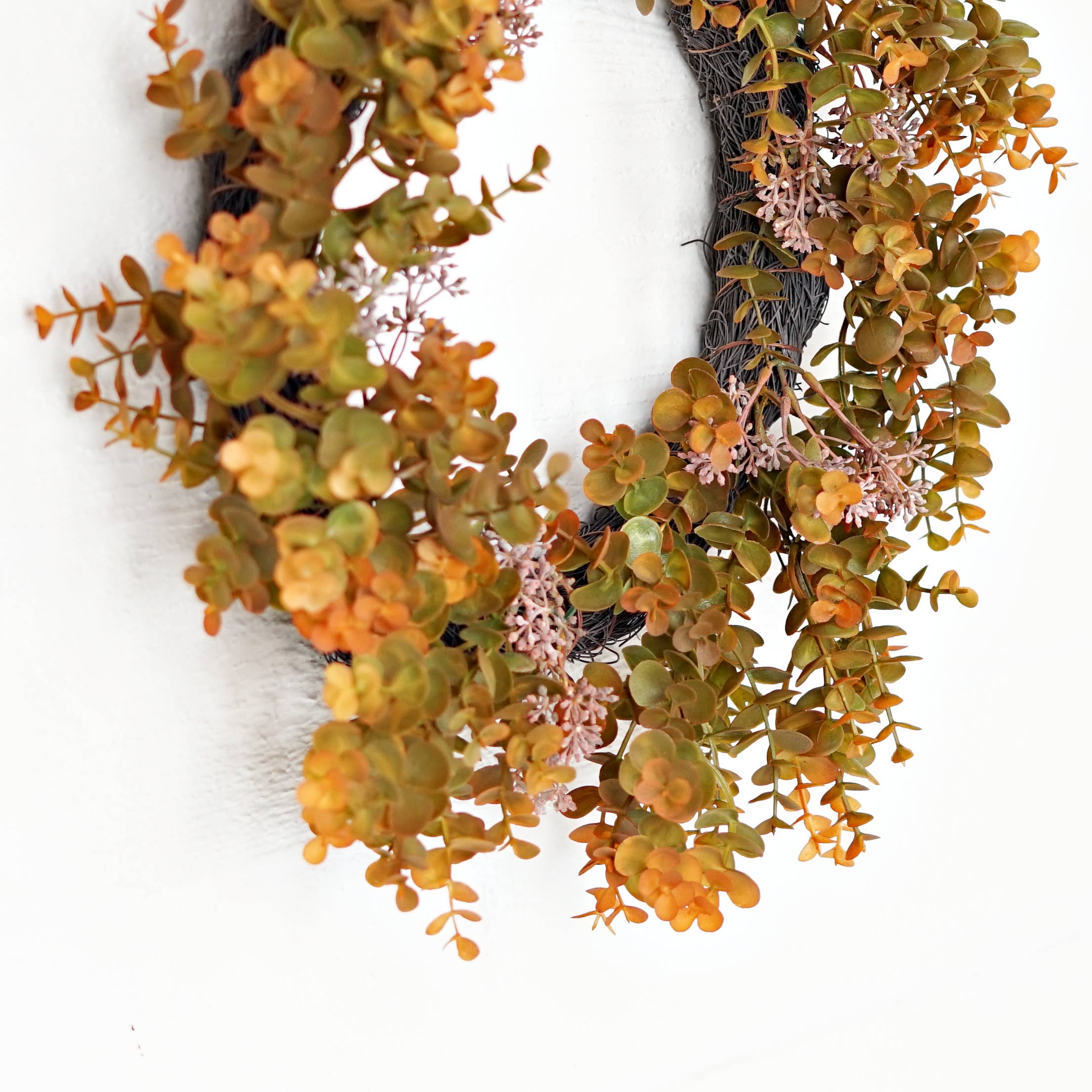Holiday Depot Inc. - Wholesale Wreath - 530100- 22in Twig Wreath-Fall Mix Seeded Eucalyptus3