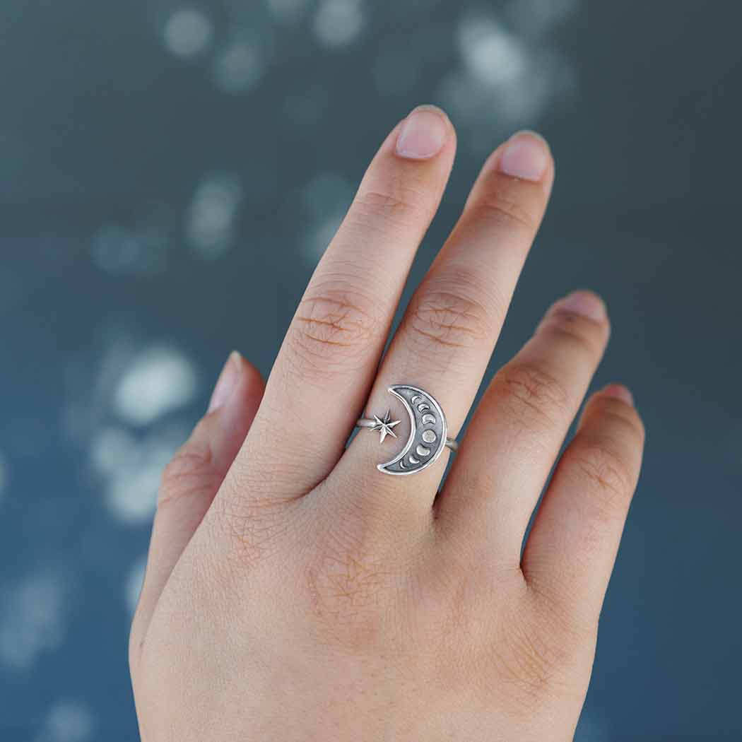 Nina Designs - Vente Anneau/bague à empiler - Bague réglable avec phases de lune en argent sterling ou bronze2