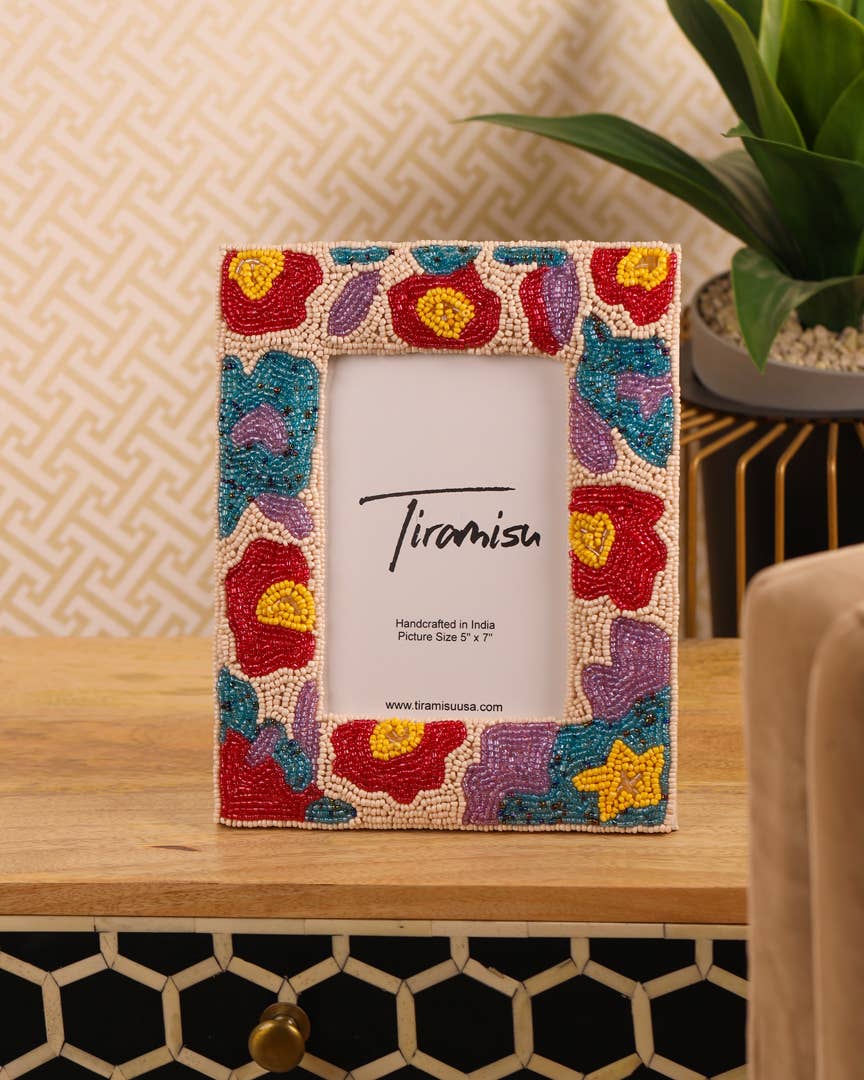 Tiramisu - Wholesale Picture Frame - Tiramisu Vibrant Vue Beaded Spectrum Picture Frame1