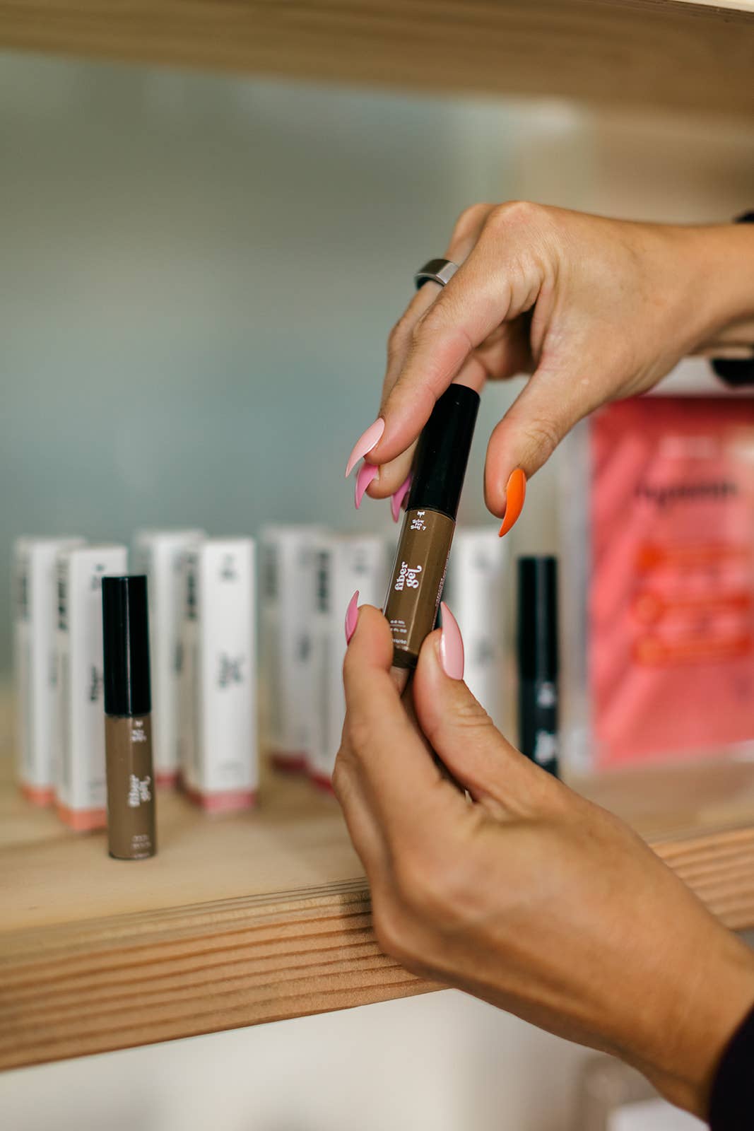 Brow Fox Beauty - Wholesale Eyebrow Pencil/Filler - Fiber Brow Gel | Full Pack8