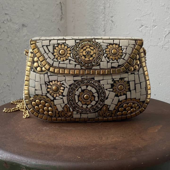 MiMi Wholesale - Wholesale Clutch Bag - Women's - Amoli Clutch Bag with Detachable Shoulder Strap4