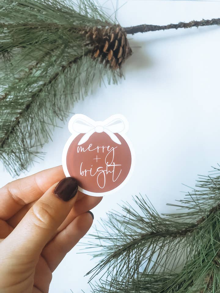 Pegatina «merry + bright ornament» para venta al por mayor de Vienna Design LLC