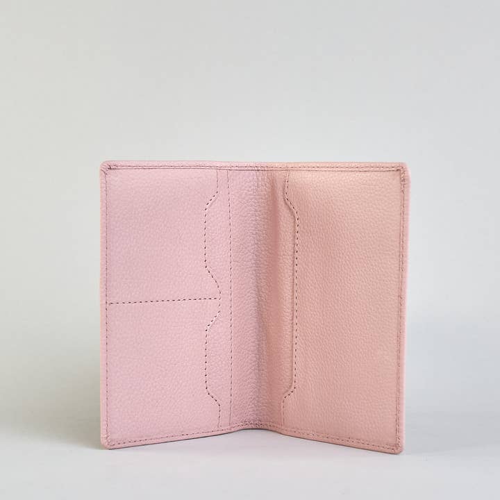 Herzilein-Wien GmbH - Wholesale Passport Case - Women's - Passhülle Leder 49