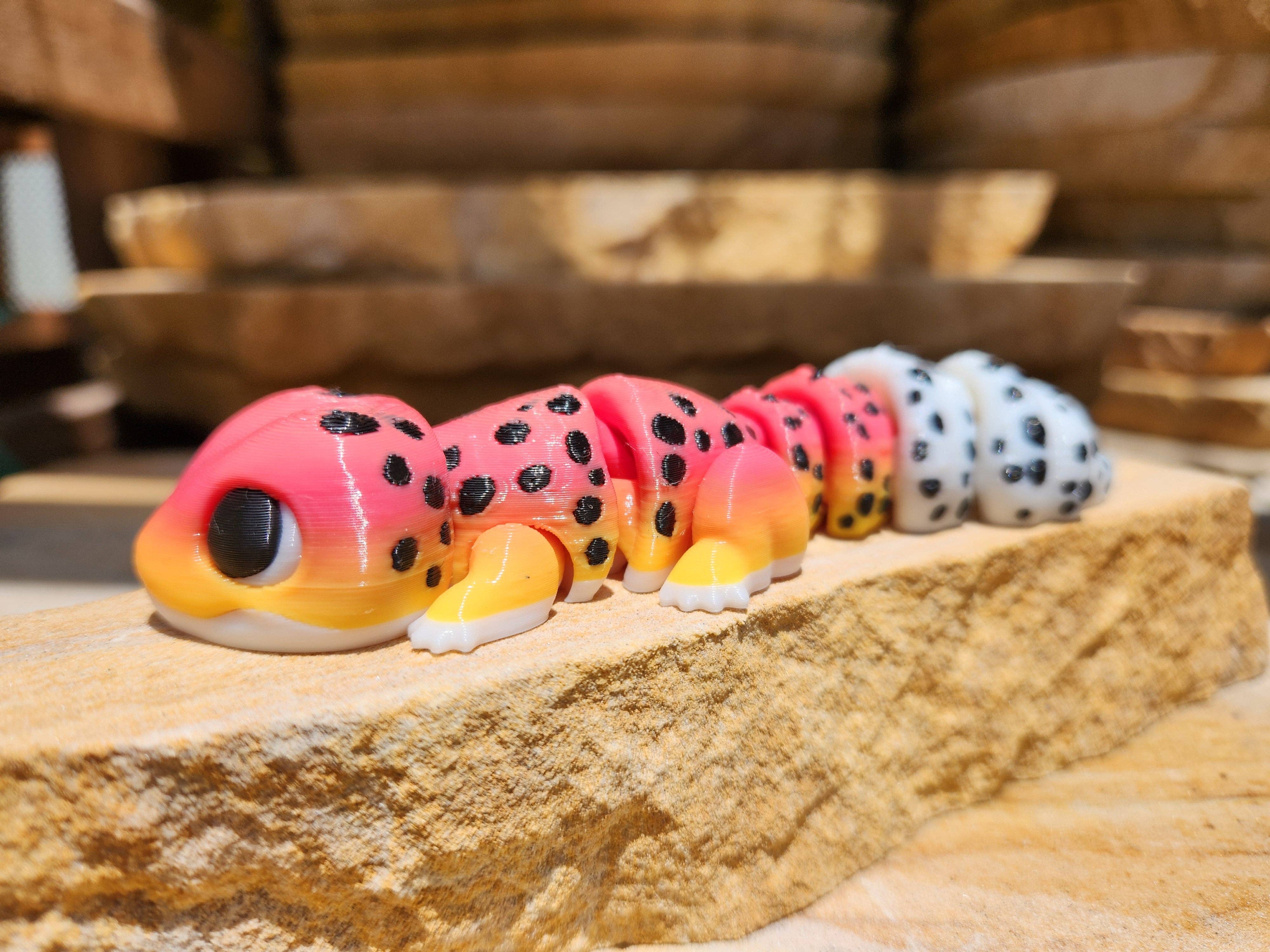 Altered Matter - Wholesale Fidget Toy - Kids - Spotted Gecko Fidget2