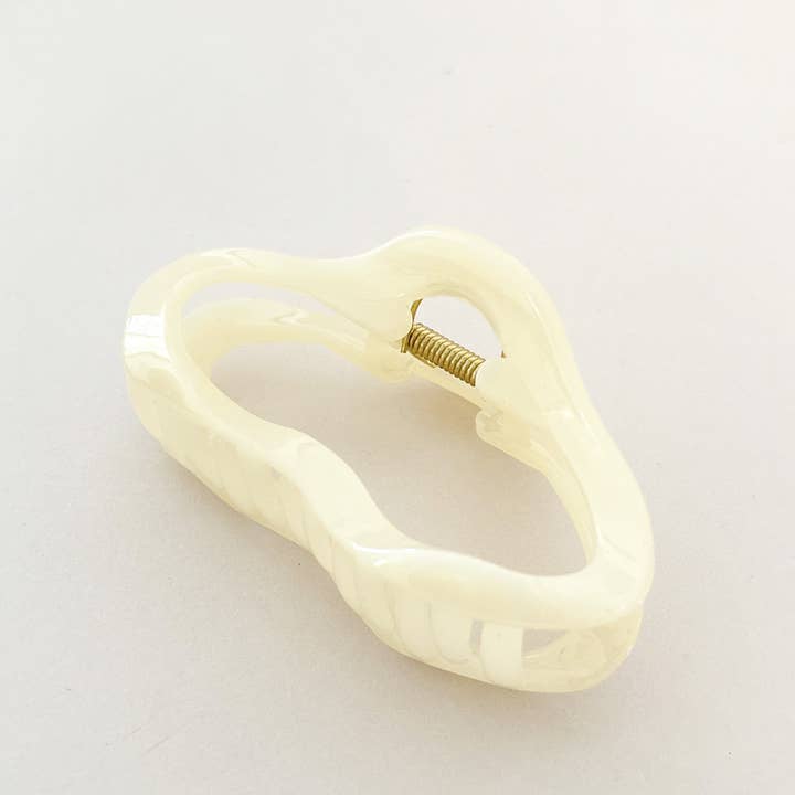 Angels Whisper Accessories – Großhandel Haarclip – Damen – Wolken-Haarspangen (3 Farben)3