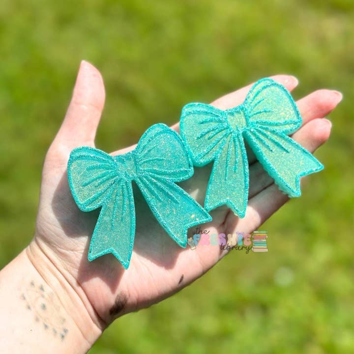 Clip de ventilación con lazo femenino ambientador para coche. para venta al por mayor de The Freshie Library