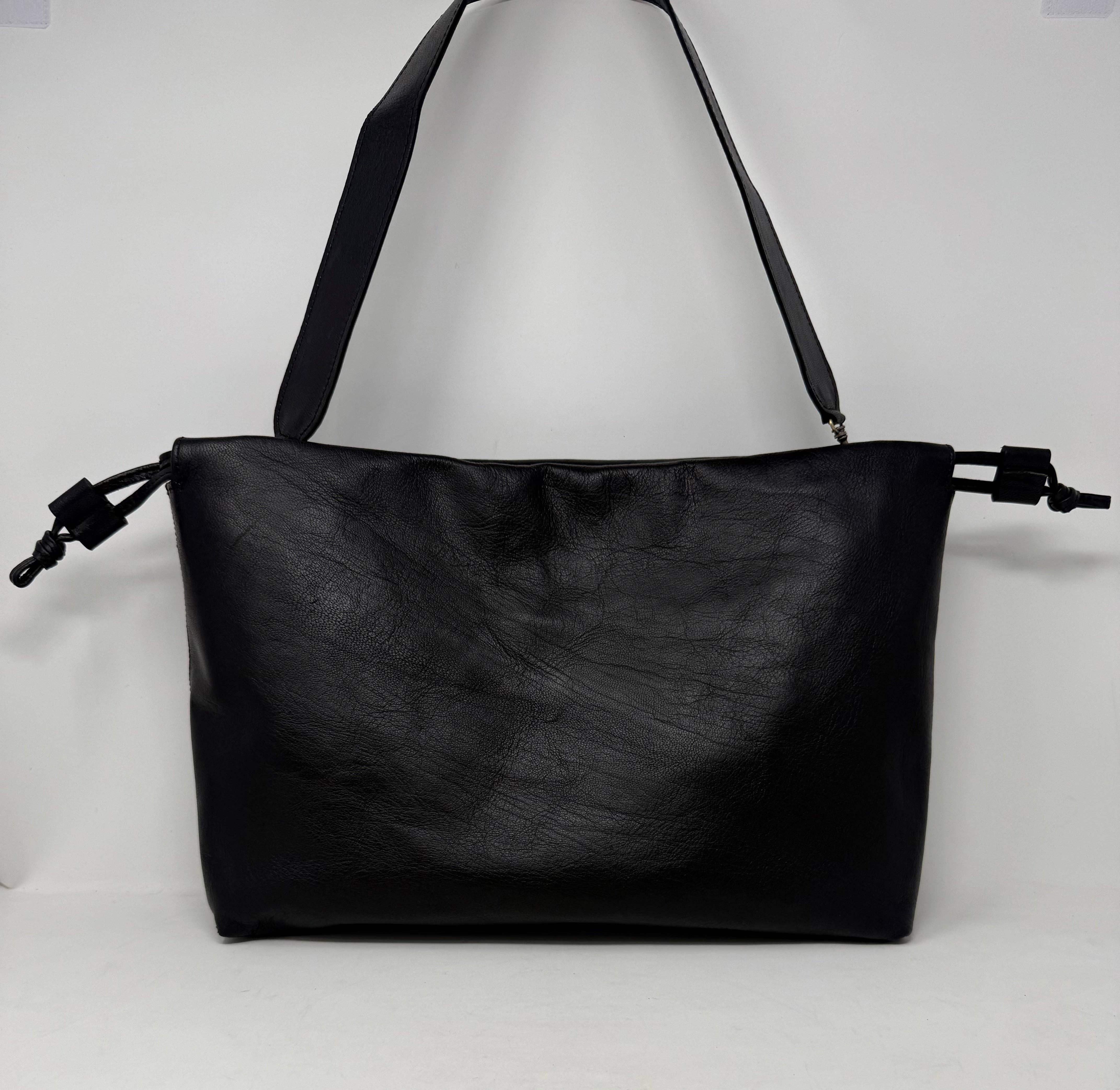 Artisan Stories - Wholesale Crossbodytas - Dames - Handgemaakte Leren Slouch Tas – Zwart5