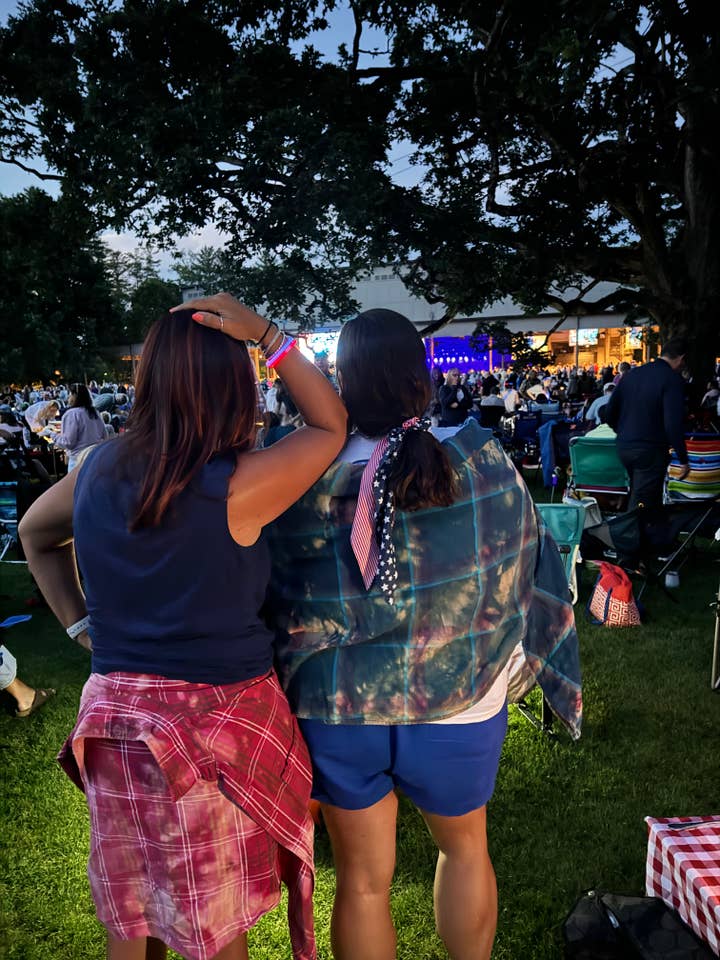 Slightly Distressed - Wholesale Button Down Shirt - Women's - Slightly Distressed Flannels 2