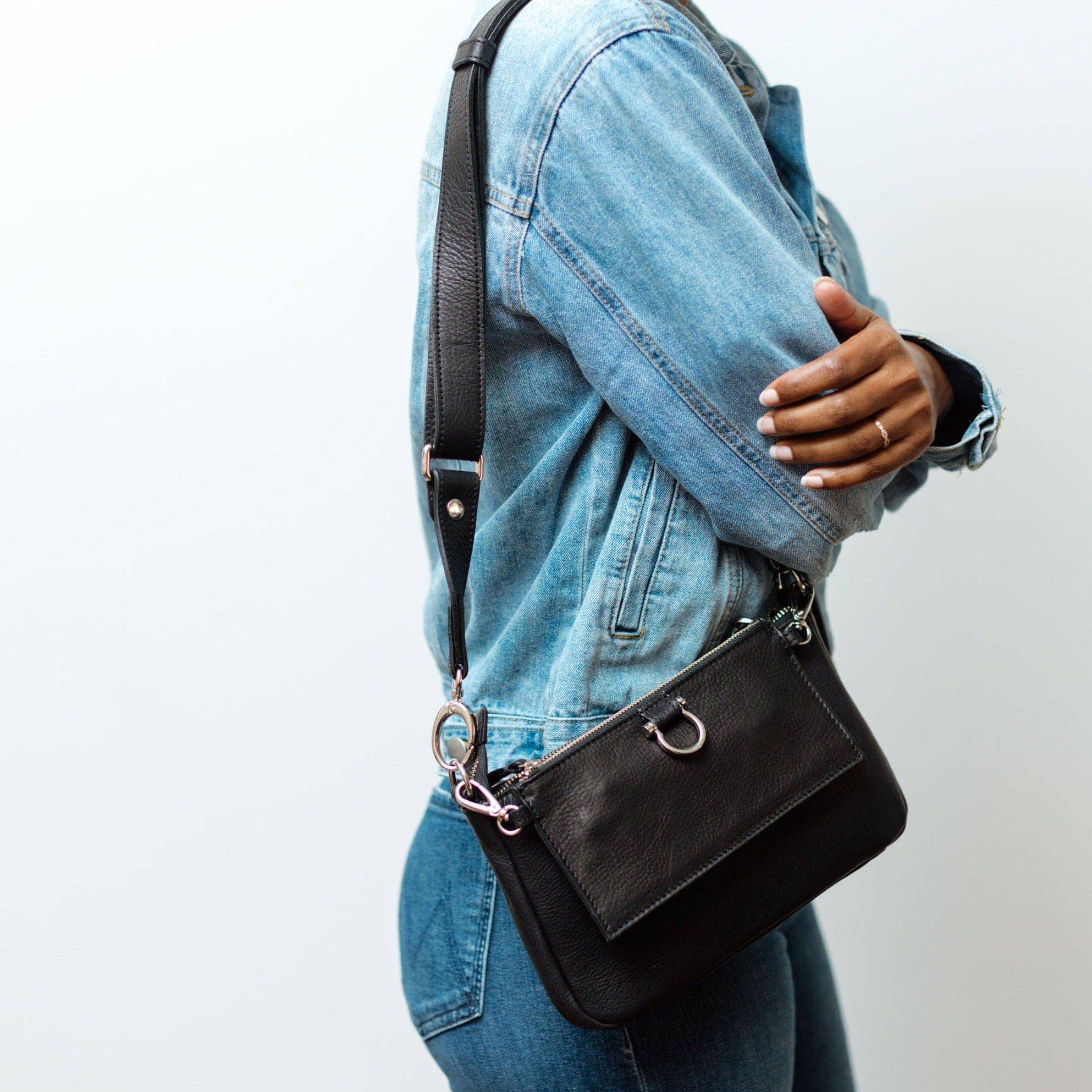 Sapahn - Wholesale Crossbody Bag - Women's - AE Crossbody Wristlet Wallet162