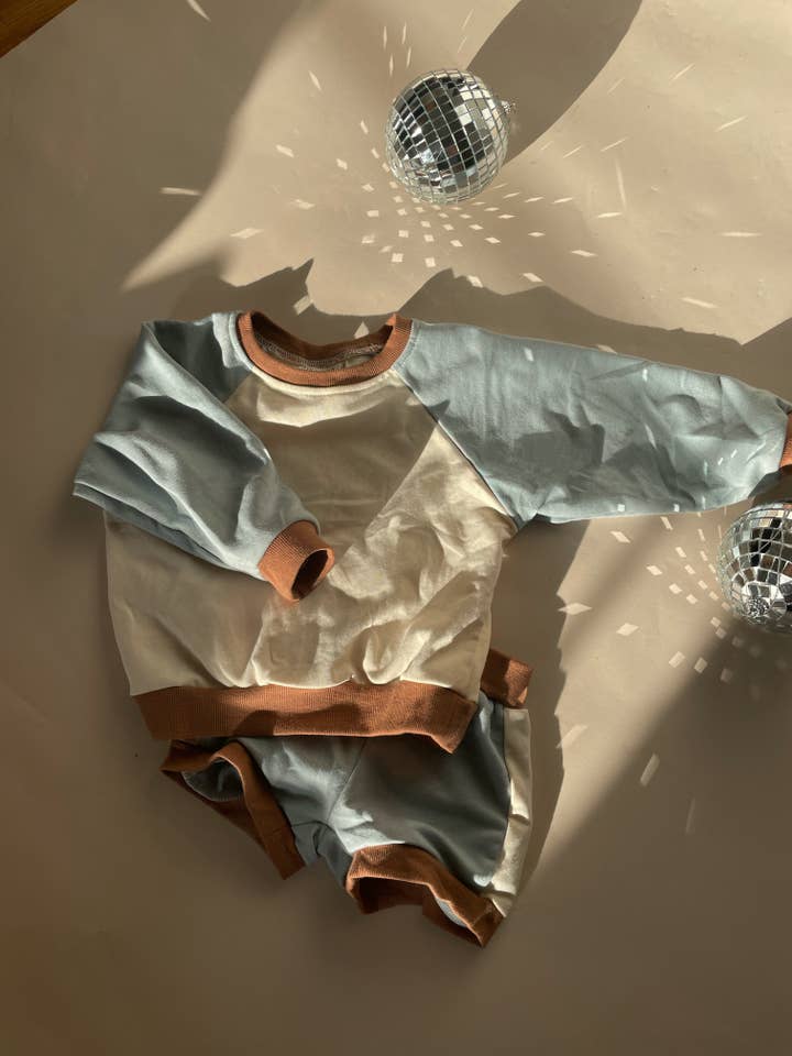 Baby & Toddler: Sweat Set for wholesale by Roots Home