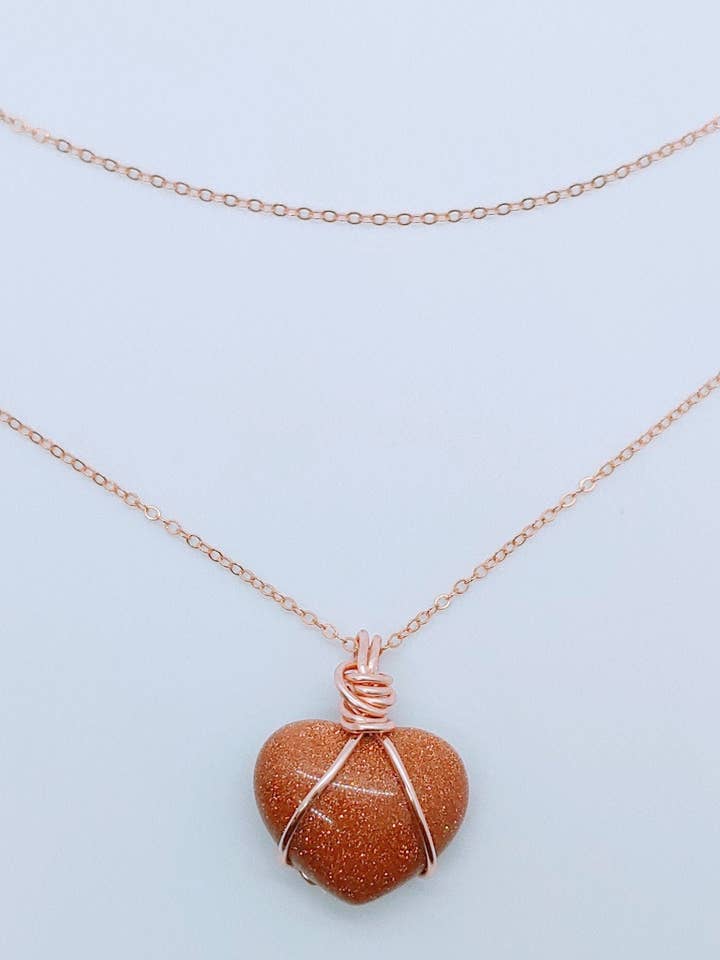 Cristal Goldstone | Collier en cristal | Or rose 14 carats | Guérison de la pleine lune | Bijoux en cristal | Pendentif | Pendentif en cristal | Collier superposé pour la vente par Healing Jewelry Co., LLC