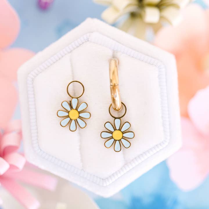 Baby Blue Daisy Charms for wholesale by Pierced Co