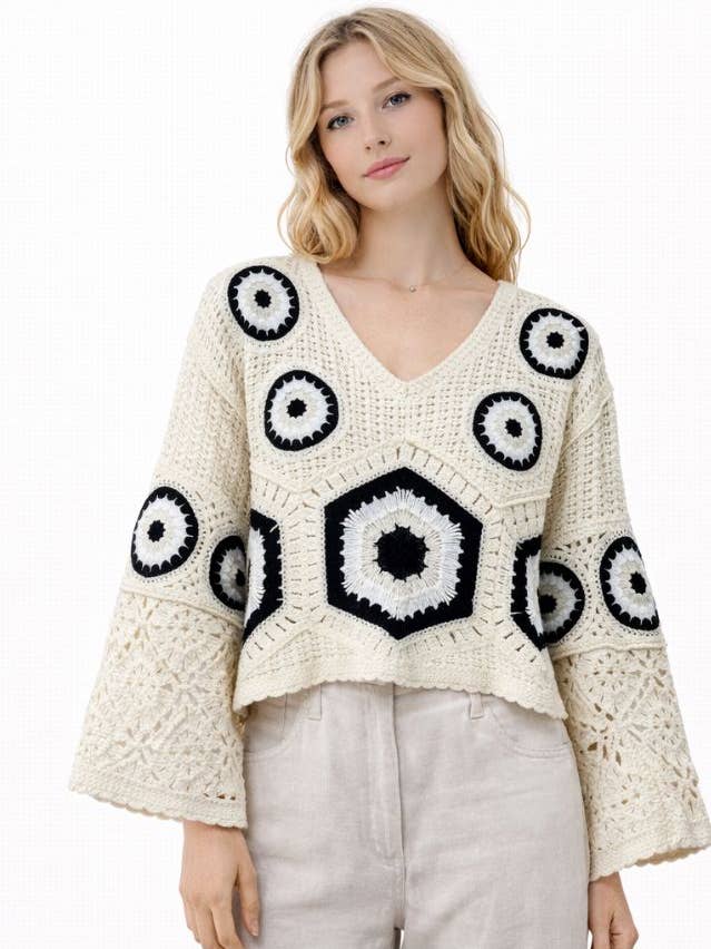 Short patterned crochet sweater ref:68041 for wholesale by cfashion