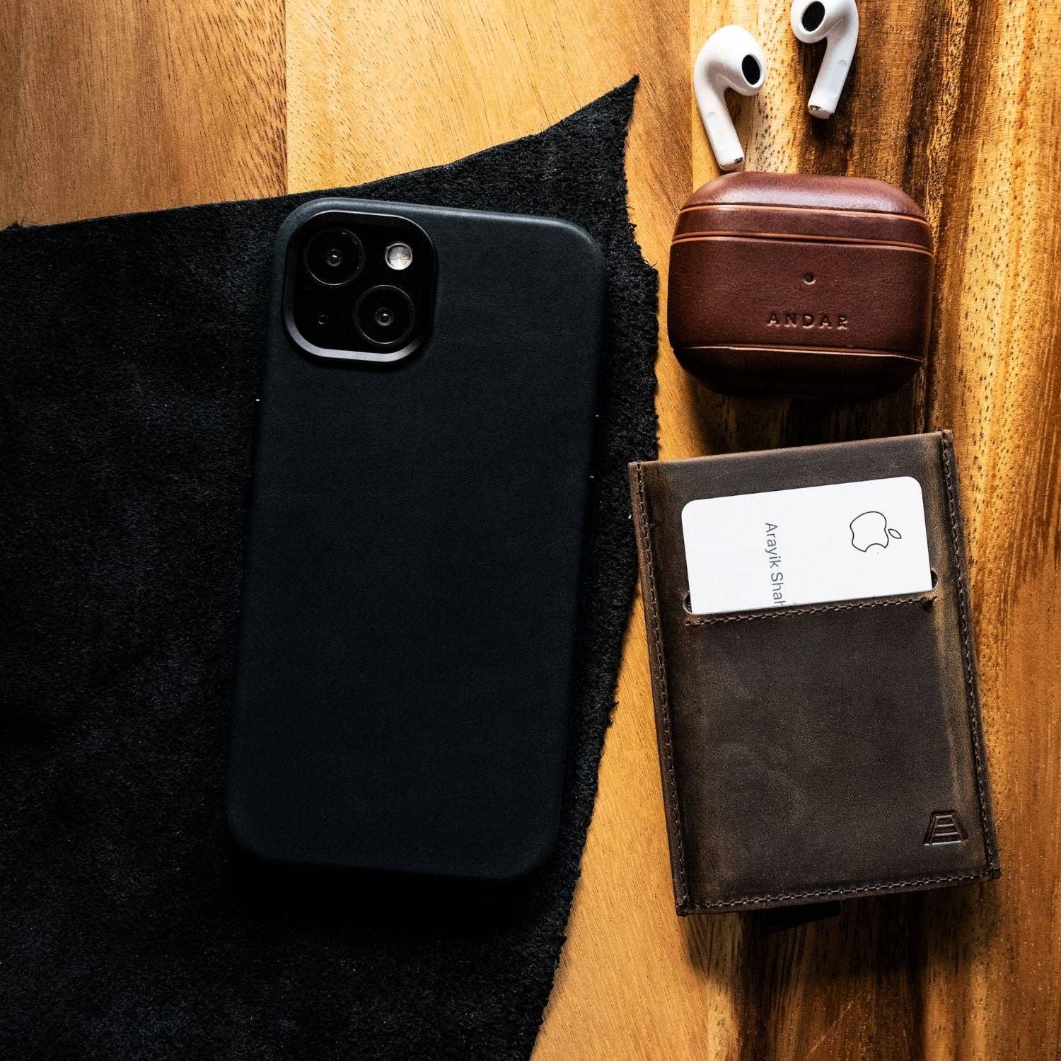 Andar - Wholesale Phone Case - Unisex - The Aspen Full Grain Leather iPhone Phone Case with MagSafe134