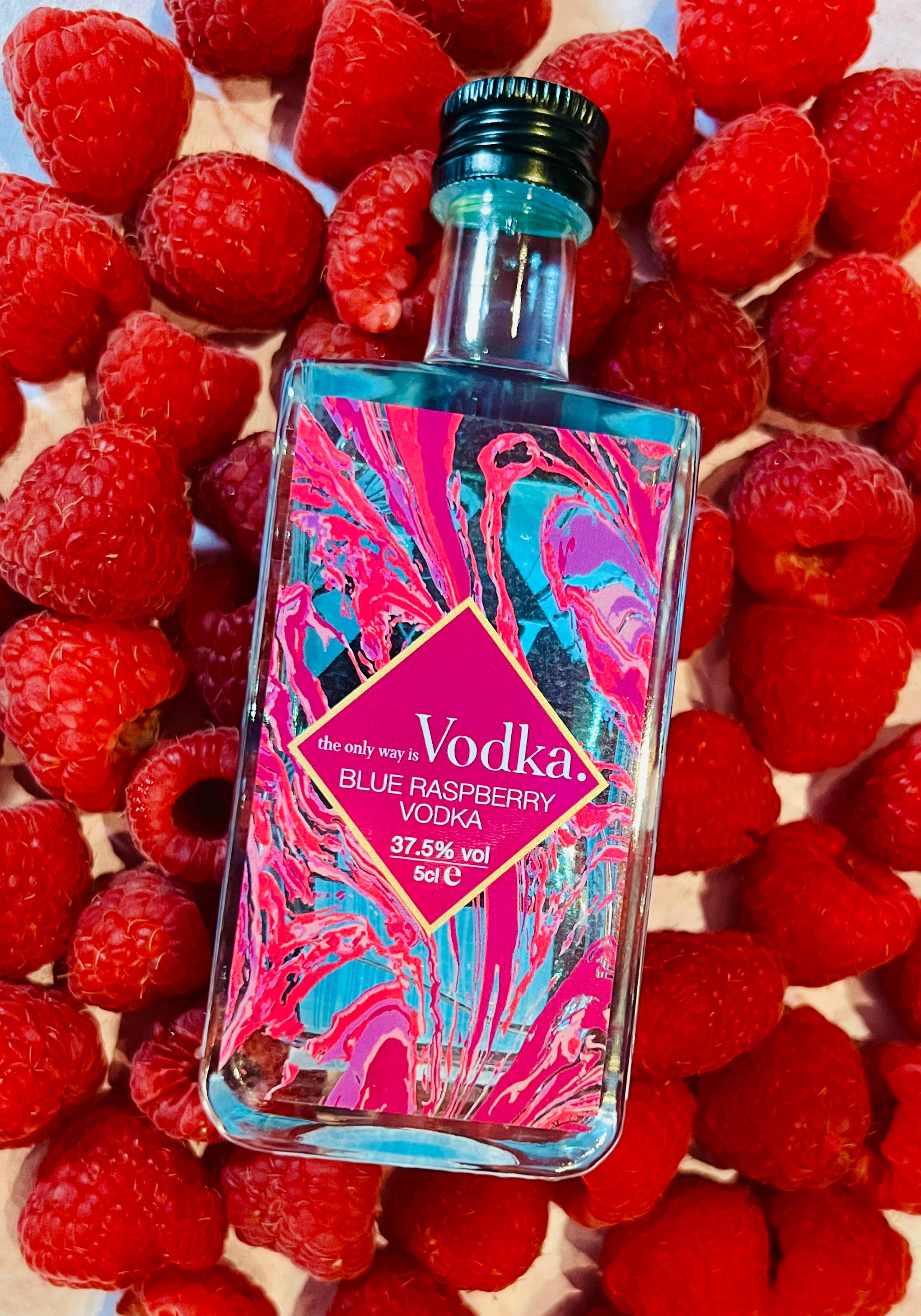 The Only Way Is Spirits – wholesale Vodka – Blue Raspberry Vodka Miniature | Raspberry Flavoured Vodka4