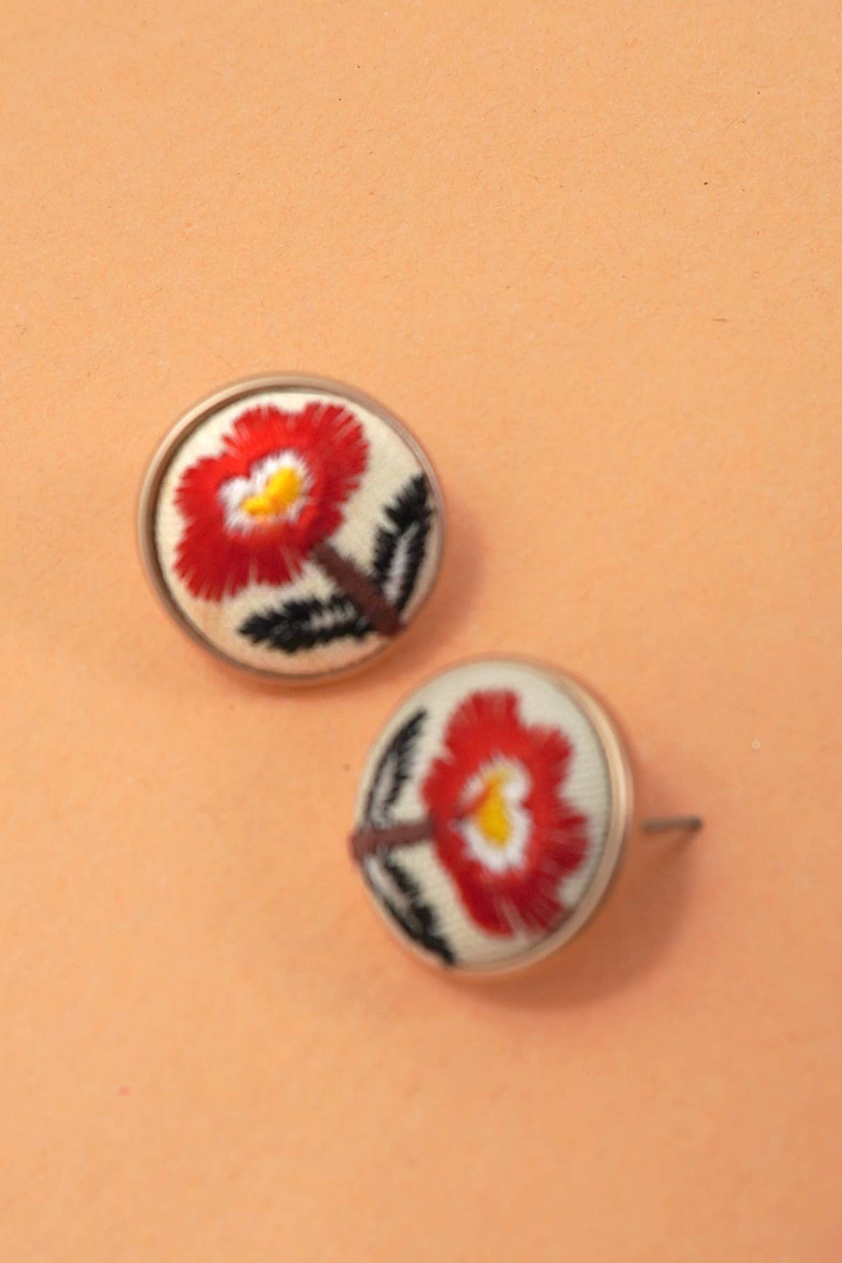 JOSSLYN by wall to wall - Wholesale Stud/Post Earrings - EMBROIDERY FLORAL GOLD EDGE STUD EARRINGS | 80E610421