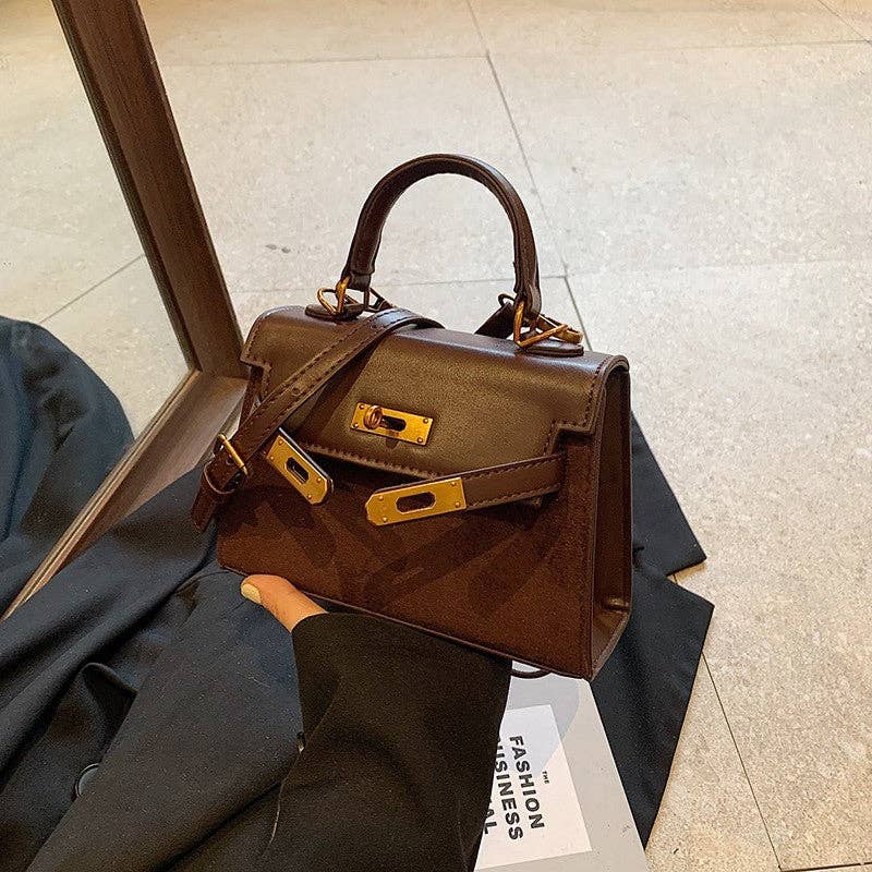 Plush Looks - Wholesale Crossbody Bag - Women's - Versatile Bucket Handbag1