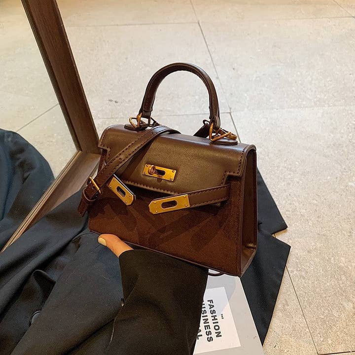 Plush Looks - Wholesale Crossbody Bag - Women's - Versatile Bucket Handbag1