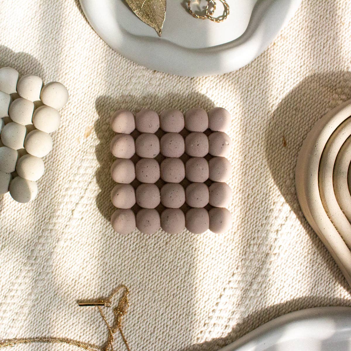 Moderniche - Wholesale Coasters - (Set of 4) Bubble Coaster | Unique Table Top Dining Decor2