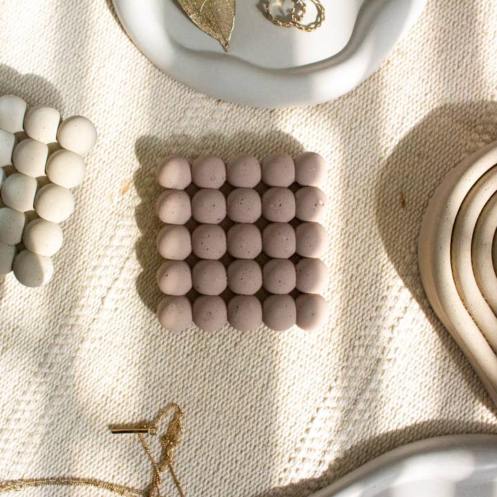 Moderniche - Wholesale Coasters - (Set of 4) Bubble Coaster | Unique Table Top Dining Decor2