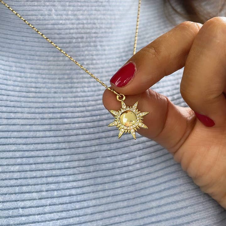 Milie - Vendita all'ingrosso Ciondolo/pendente - Ciondolo Sole 18k GF con Raggi Pavé Bianchi4