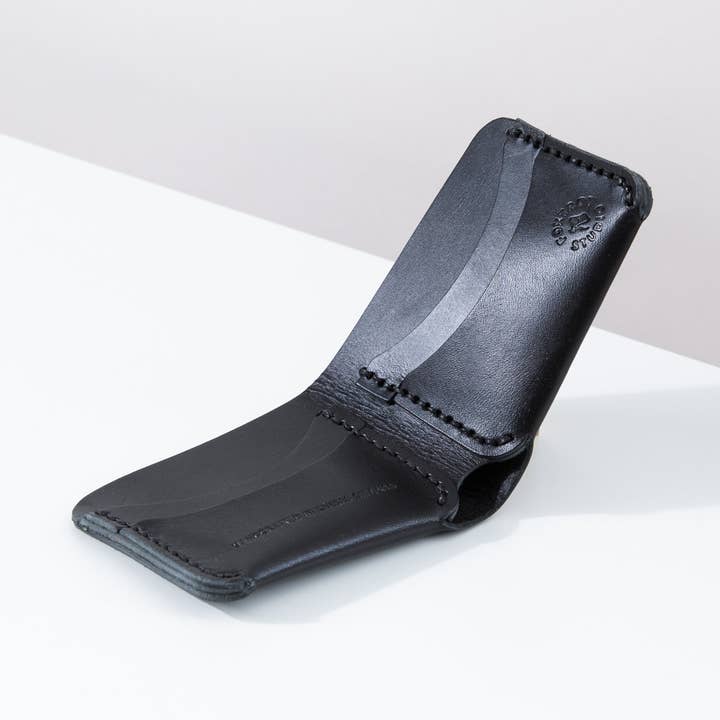 Bifold - Black for wholesale by Foxtrot Studio