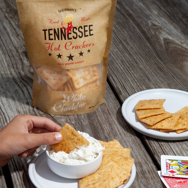 Sherman's Tennessee Hot Crackers - Wholesale Crackers - Sherman's Tennessee Hot Crackers, White Cheddar Flavor 30 CT