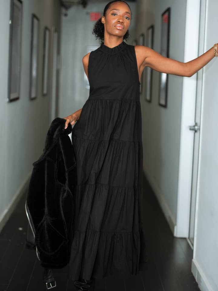 Sara maxi in solid black for wholesale by Roma Label