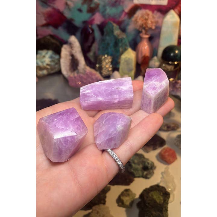 Prettygoods - Wholesale Spiritual Stone/Crystal - Kunzite Freeform