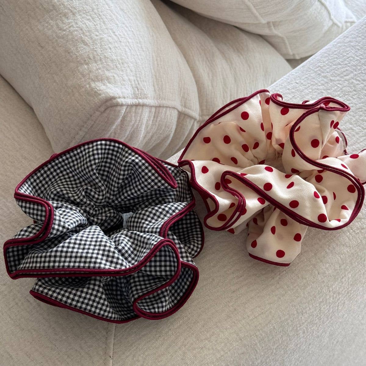 Dipped Shop – wholesale Scrunchie - Dam – Prickig Gingham Volang Hårsnodd DP25F9768