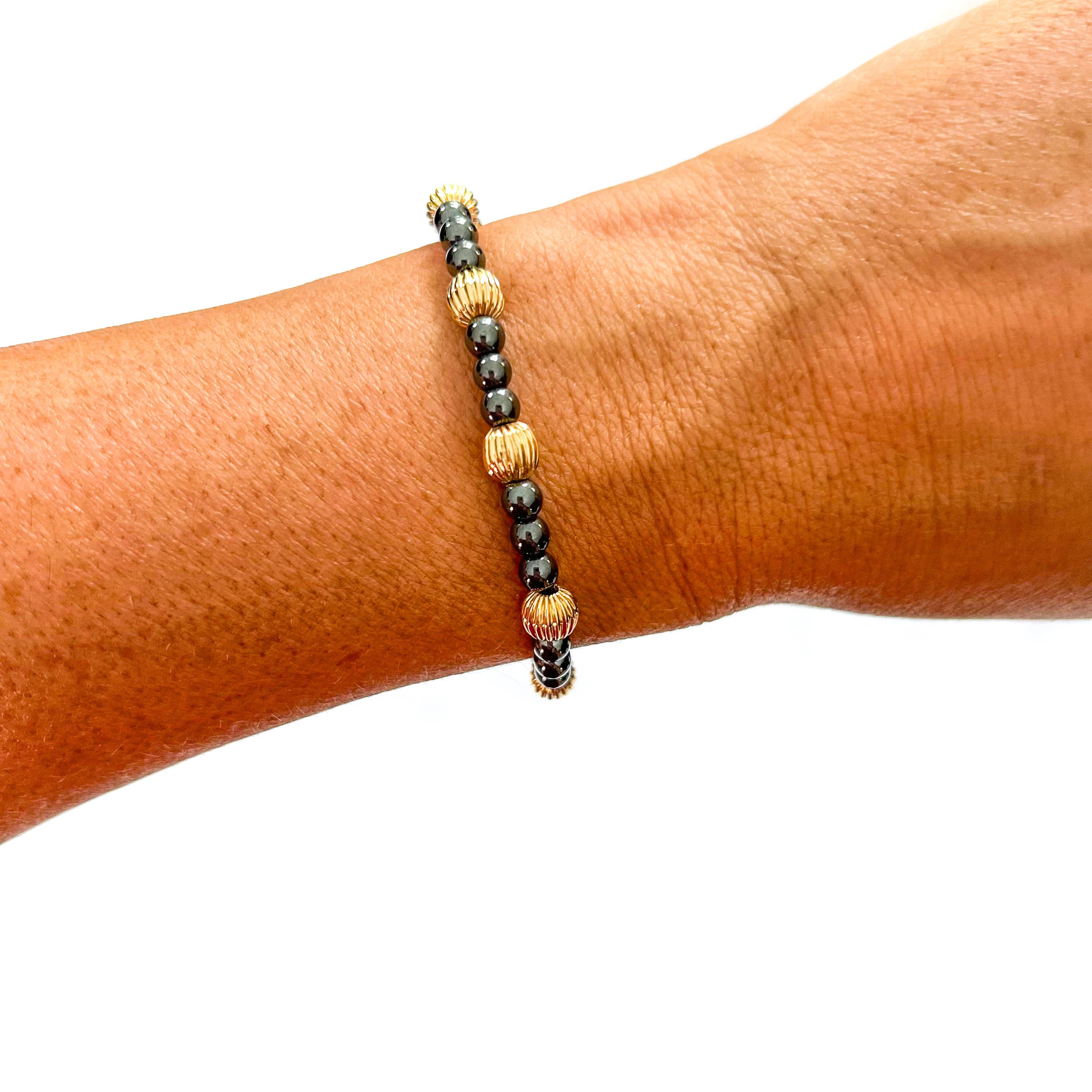 Savvy Bling - Wholesale Jewelry Set - Black & Gold beaded Bracelets9