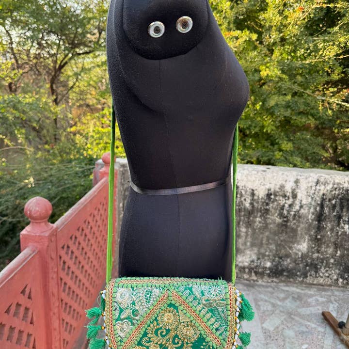 GYPSY STUDIO - Wholesale Shoulder Bag - Women's - Mirror & Sequin Work, Bohemian Chic Woman's Banjara Bag1