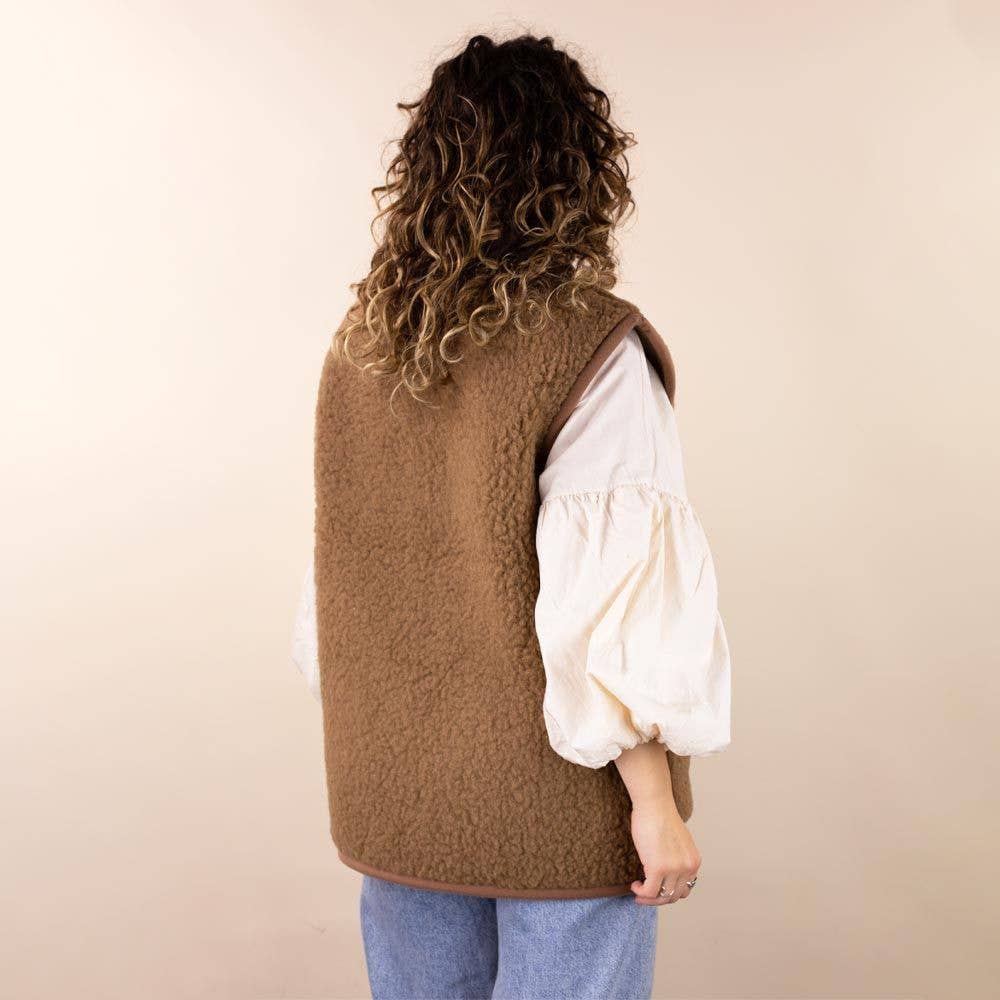 Moonrise - Wholesale Outerwear Vest - Women's - Women's Wool Jacket with brown button2