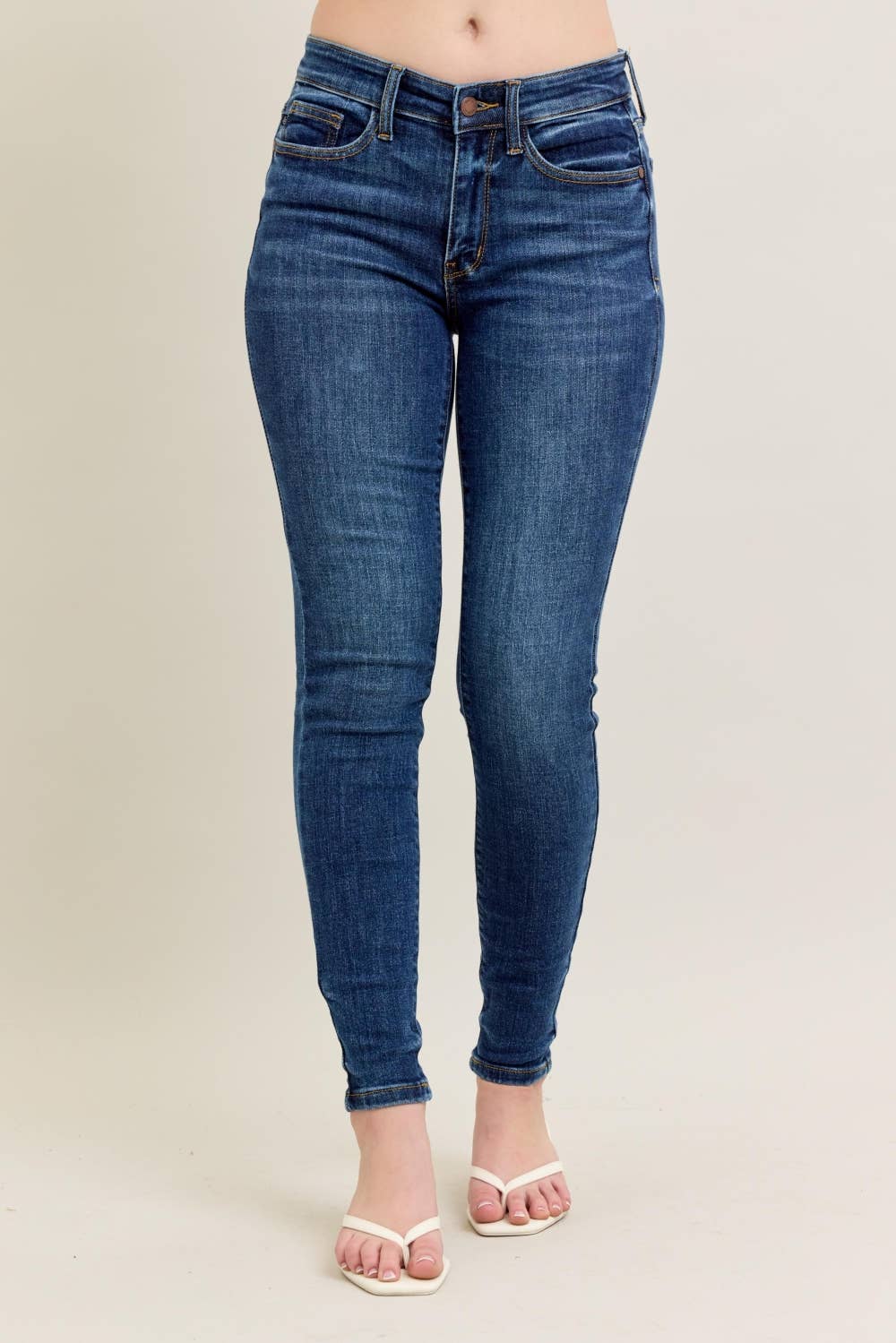 MARYLAND CORE SKINNY TAILLE MI-HAUTE AVEC PONÇAGE À LA MAIN en vente sur Faire3