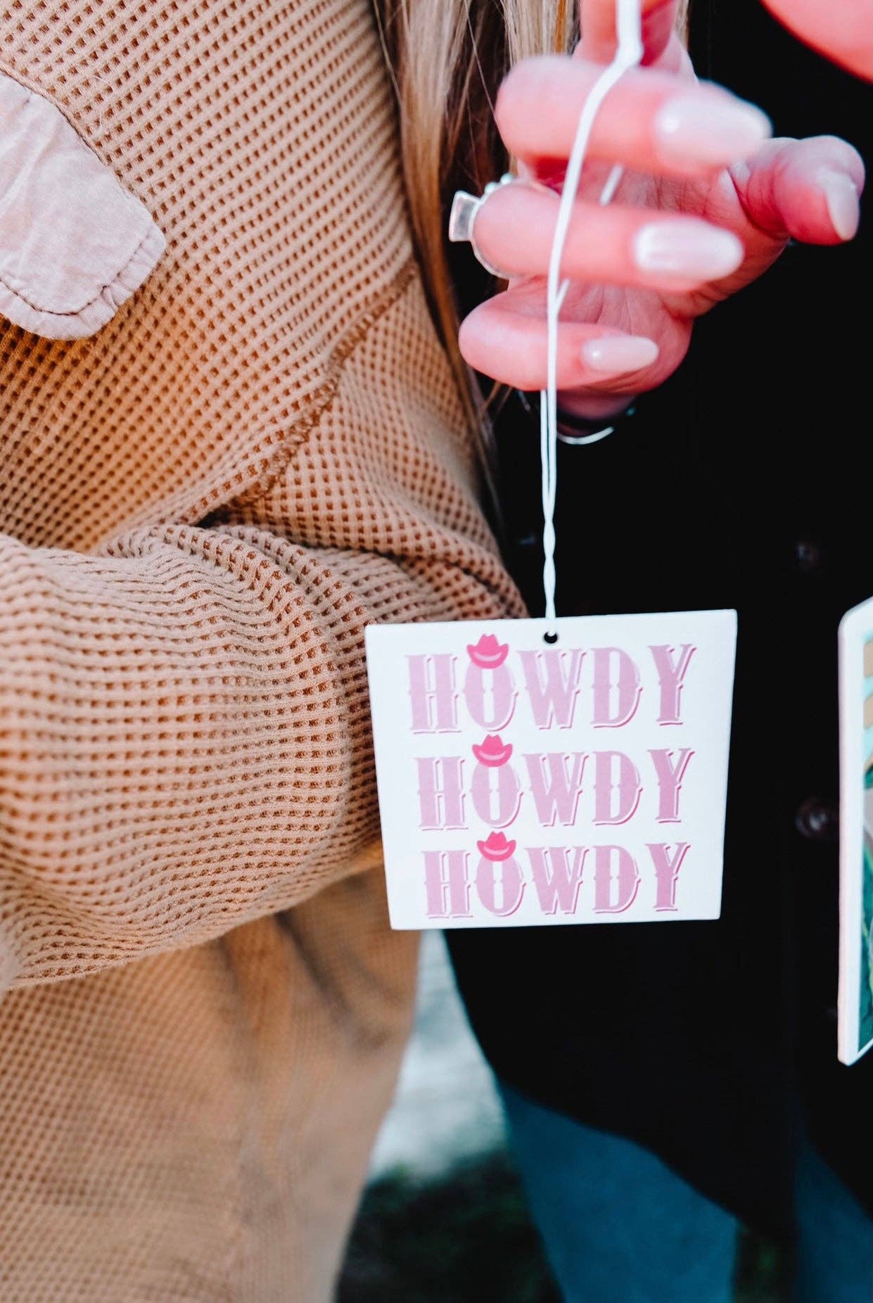 The Front Porch Label – Ambientador para carro – Mulher por atacado – Ambientador Howdy Howdy5