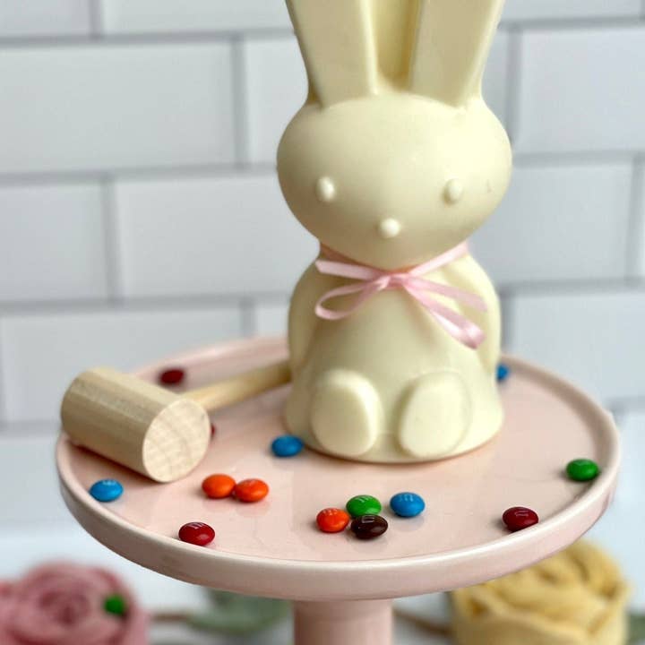 Chocolates Unlimited by Denise - Wholesale Chocolate - Breakable Chocolate Easter Bunny (Daisy)
