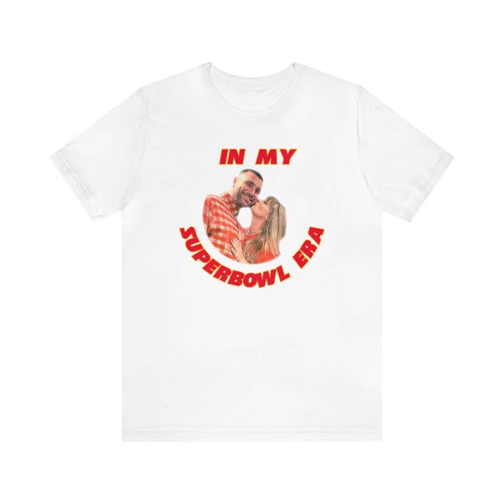 SONDO DESIGN LTD – Großhandel T-Shirt (Grafikdruck) – Damen – In meinem T-Shirt aus der Super Bowl-Ära, Taylor Swift & Travis Kelce T-Shirt