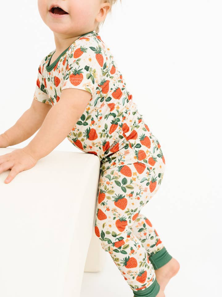 Little One Shop - Wholesale Clothing Set - Baby - Vintage Strawberry Short Sleeve Bamboo Set4