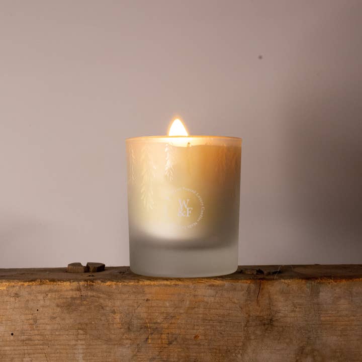 Willow & Finn, British Made | Refillable | Soy Wax Candles – wholesale Burkljus – Midnatt Rosenträdgård Sojaljus