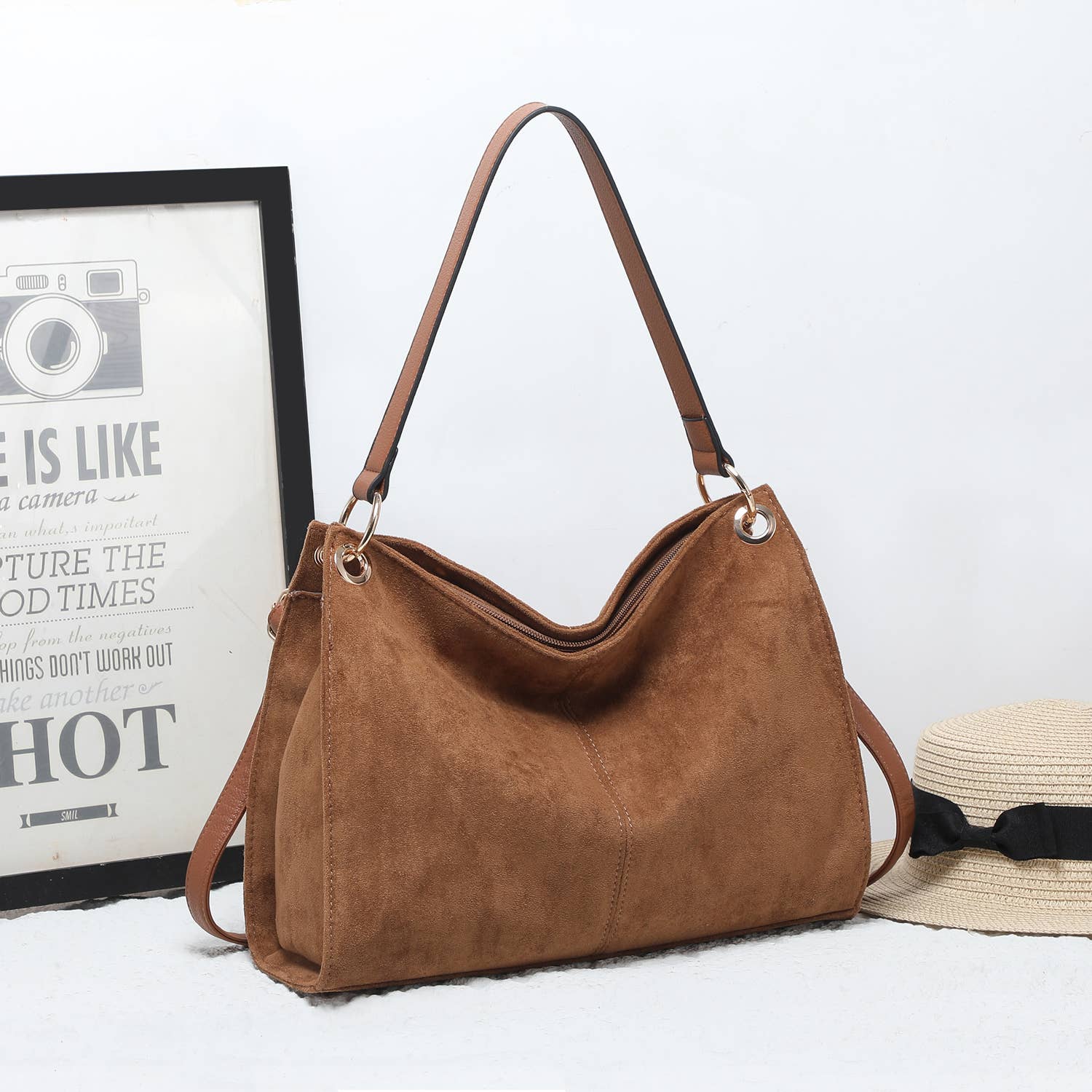 House of Milano – wholesale Shoulder bag – women's – 25453 Vegan Suede Slouch Bag9