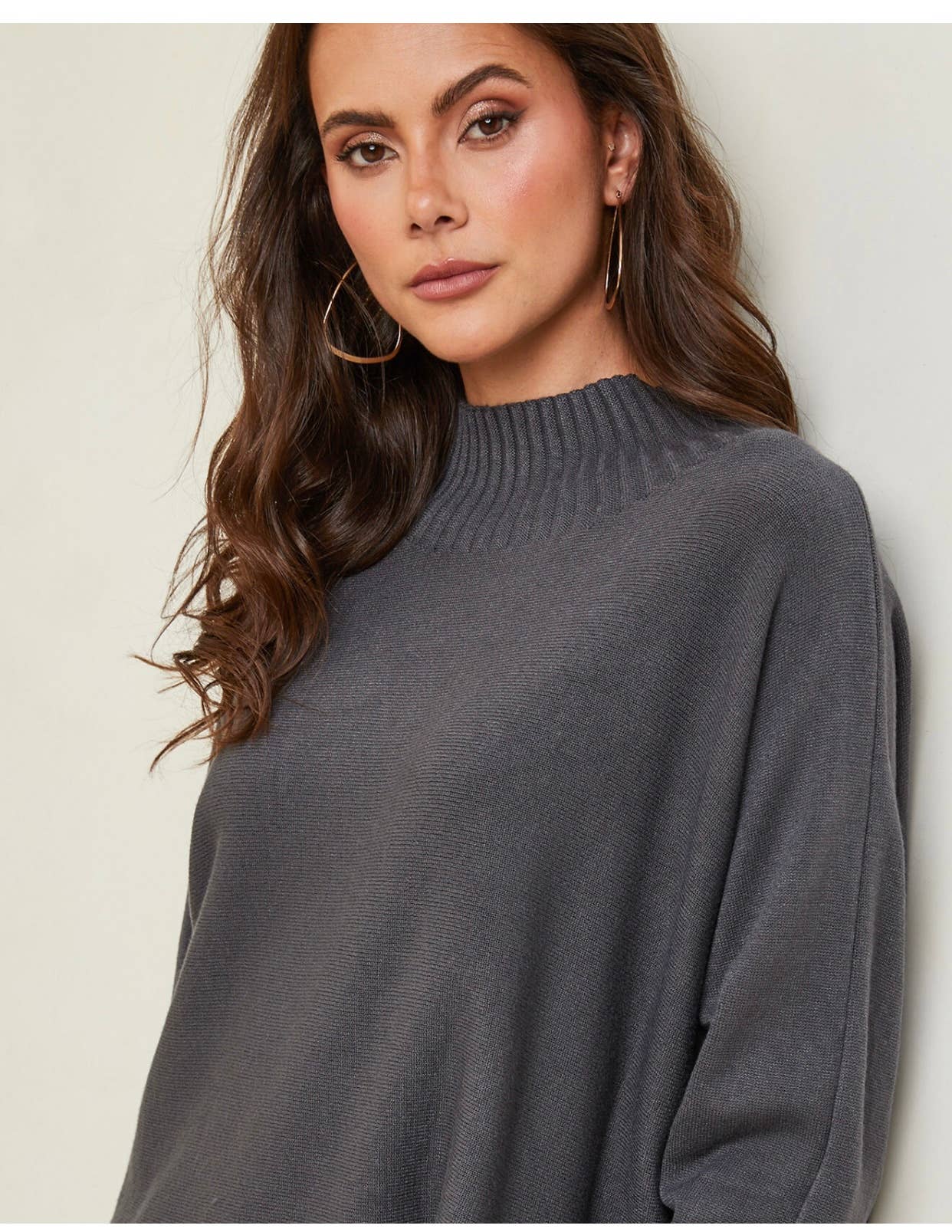 LÉA & LUC - Wholesale Pullover-trui - Dames - Trui met hoge hals REF. 612335