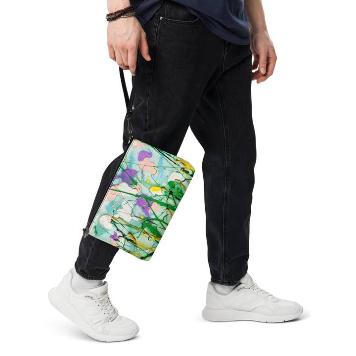 Crossbody bag for wholesale by Tuckstreet