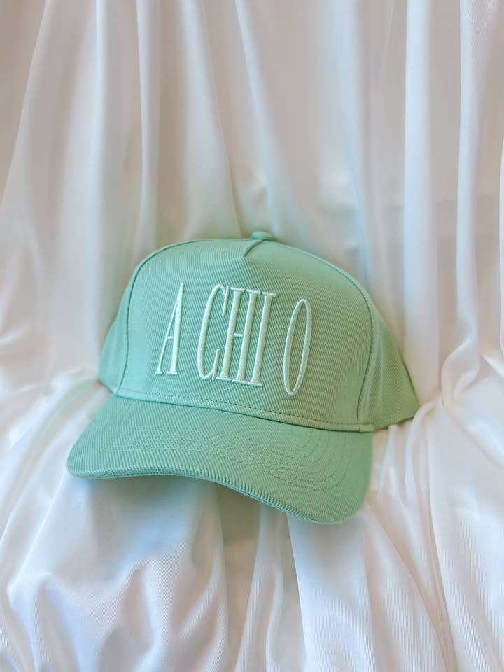 Griekse Pastelletters Hoed voor wholesale door Social Statement