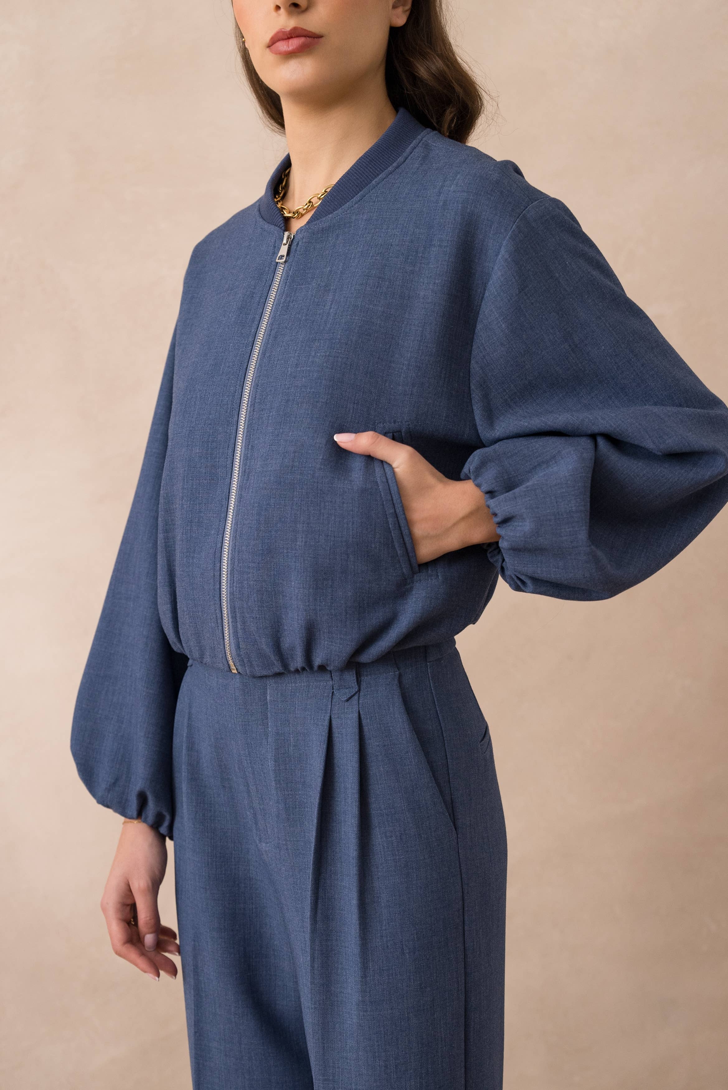 Attentif Paris - Wholesale Bomber Jacket - Women's - [Aura] Short bomber jacket with classic collar11